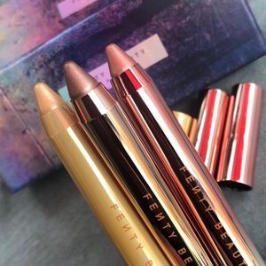 Fenty Frost Bunny Metallic Lip/Eye Crayon